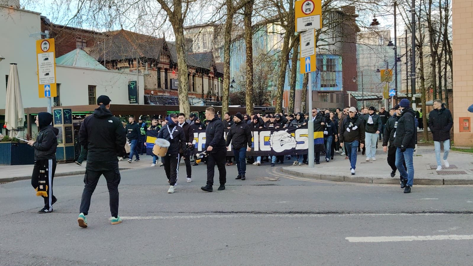 Atmosfera na vrhuncu: BH Fanaticosi krenuli ka stadionu!
